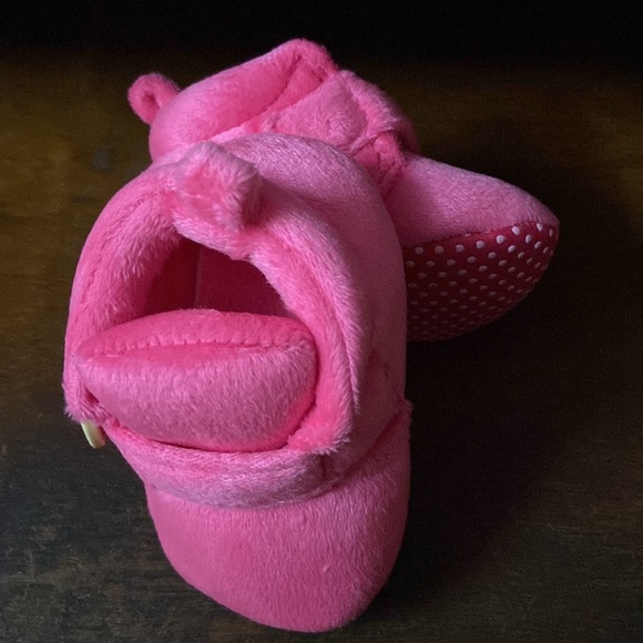 Unisex Baby Booties - 0 to 3 months - Picture 2 of 5